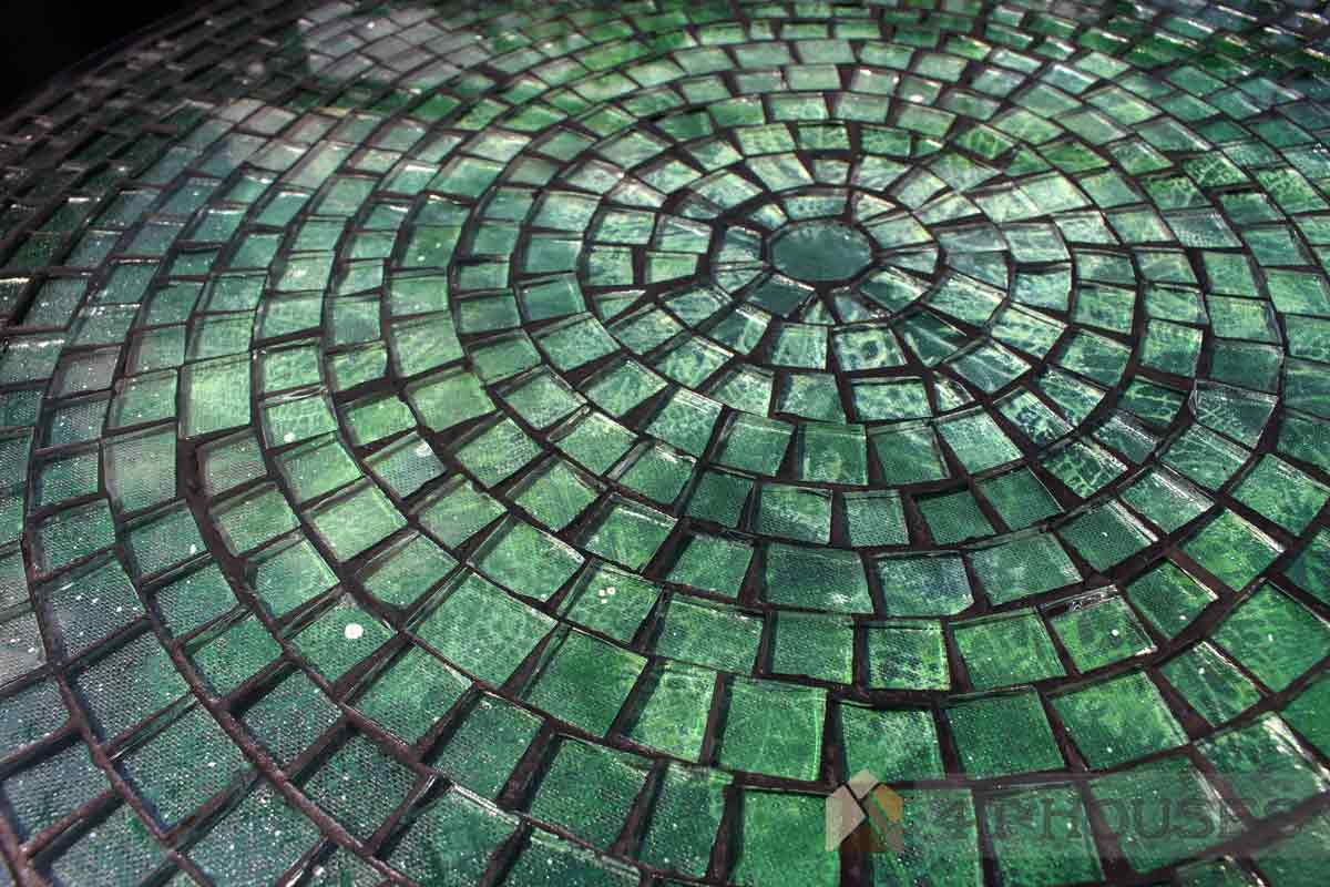 Bàn trà mosaic kính lá xanh MT0018 4T Houses