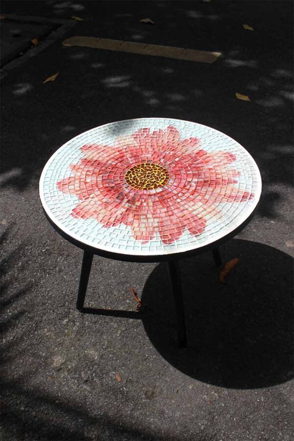 Bàn tròn kính mosaic MT0033B đỏ cam