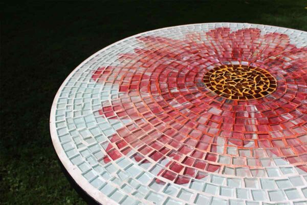 Bàn tròn kính mosaic MT0033B đỏ cam