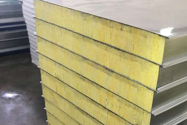 Tấm Panel Glasswool (Bông thủy tinh) cho nhà ở lắp ghép